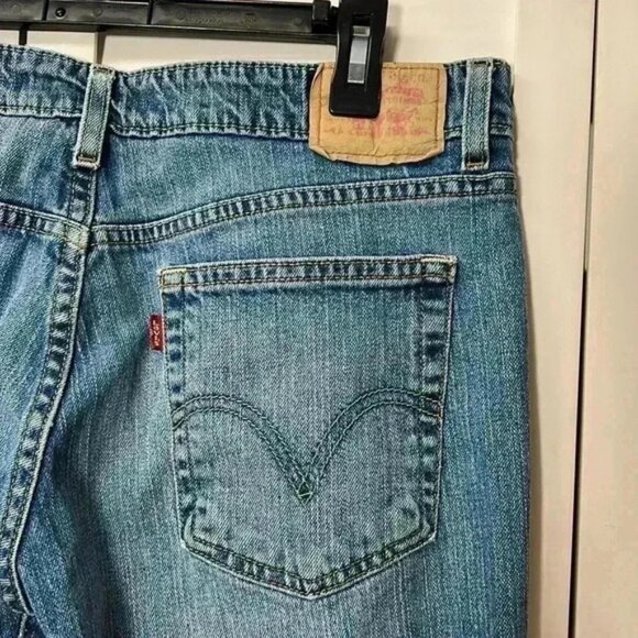 Levi’s Super Low Rise Bootcut Jeans Size 11 Medium Wash - Picture 6 of 10